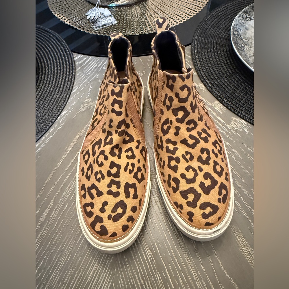 Toms Brown Leopard Print Men's Sneakers